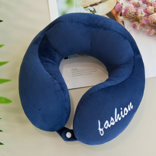 Travel neck pillow 30x30x8cm - Image 4