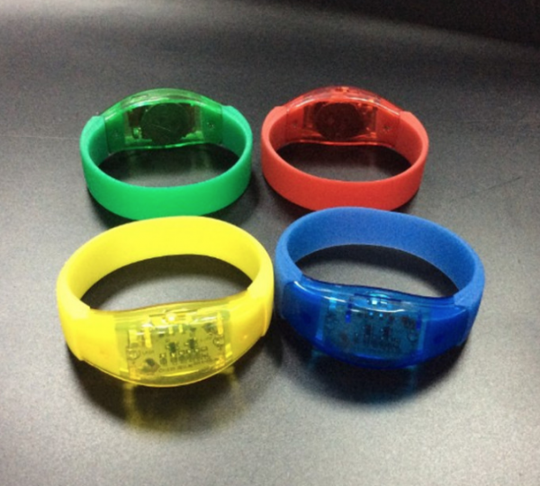 Silicone luminous hand strap 17x2cm