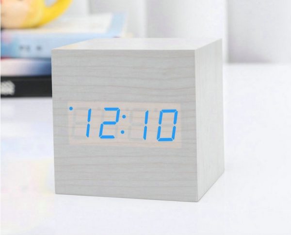 LED electronic clock 6x6x6cm - Image 5