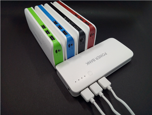 Three output power bank 142x62x25mm